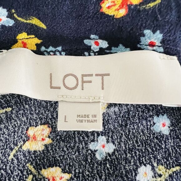 Loft Navy Blue & Yellow Floral Chiffon V Neck Flowy Blouse ~ Size Large - Picture 7 of 7